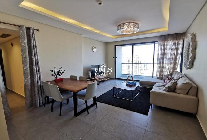 956423 - Property Image 2