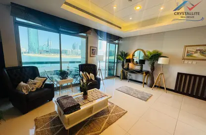 Duplex - 3 Bedrooms - 5 Bathrooms for rent in Reef Island - Capital Governorate