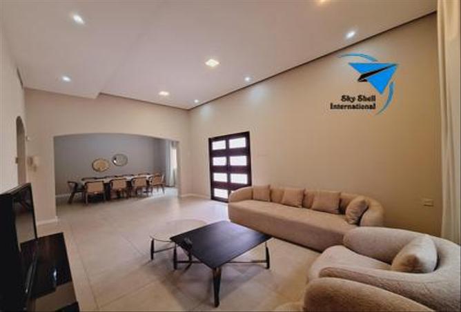 792386 - Property Image 2