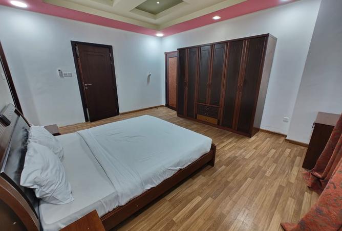 980373 - Property Image 2