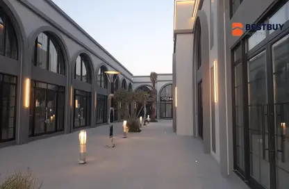 Shop - Studio - 4 Bathrooms for rent in Busaiteen - Muharraq Governorate