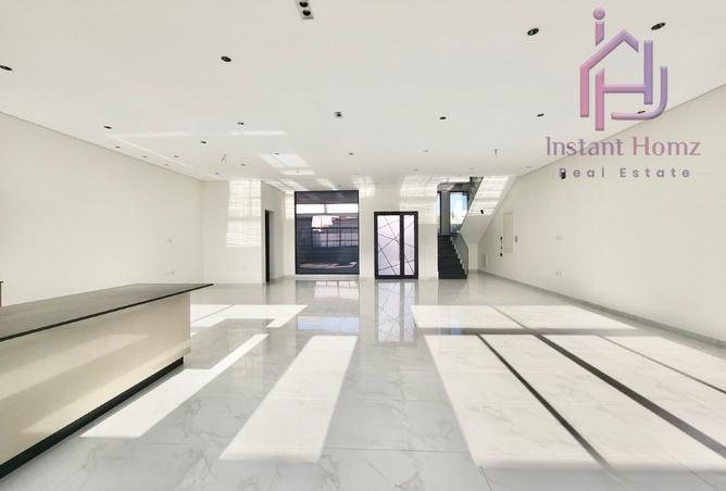 968595 - Property Image 2