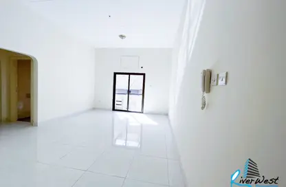 Apartment - 2 Bedrooms - 2 Bathrooms for rent in Exhibition Road - Hoora - Capital Governorate