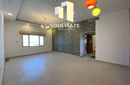 Apartment - 2 Bedrooms - 2 Bathrooms for rent in Al Juffair - Capital Governorate Apartment - 2 Bedrooms - 2 Bathrooms for rent in Al Juffair - Capital Governorate