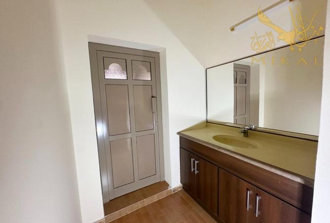 962727 - Property Image 3