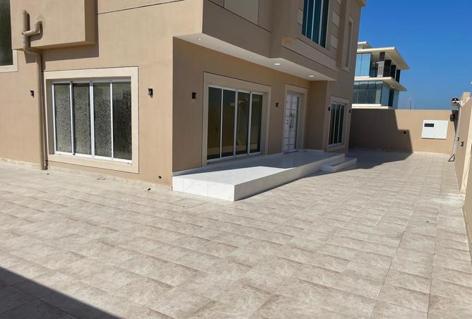 977773 - Property Image 3