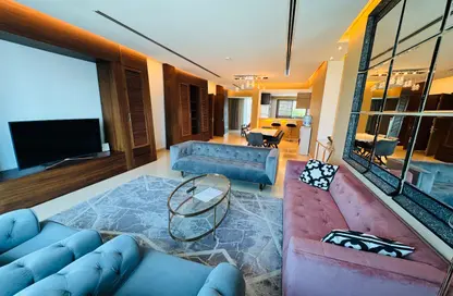 Apartment - 3 Bedrooms - 5 Bathrooms for rent in Reef Island - Capital Governorate