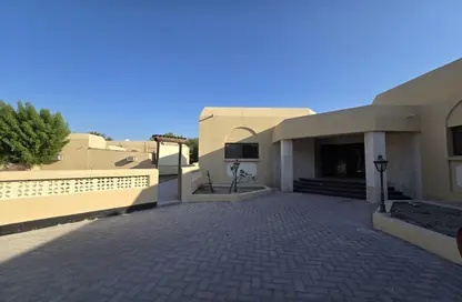 فيلا - 4 غرف نوم - 4 حمامات للايجار في سار - المحافظة الشمالية
