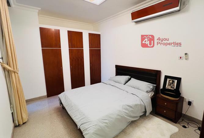 962394 - Property Image 2