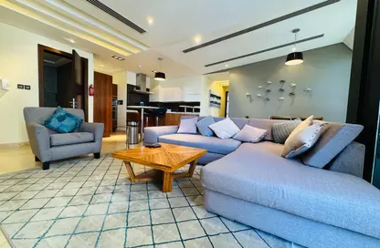 Apartment - 2 Bedrooms - 3 Bathrooms for rent in Reef Island - Capital Governorate