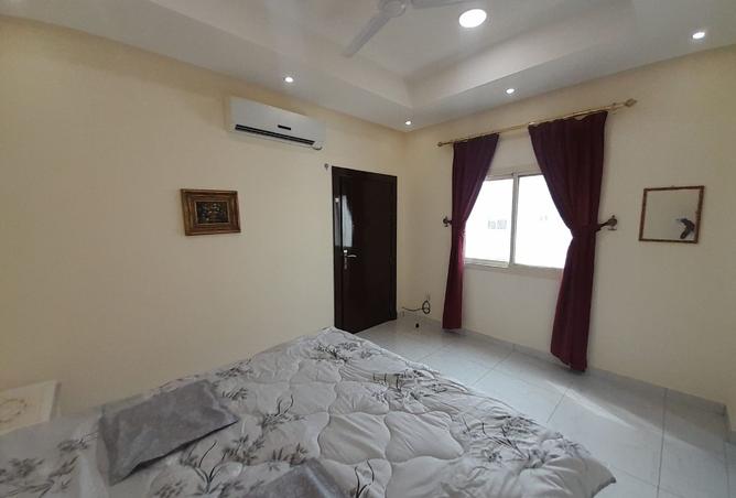 985839 - Property Image 2