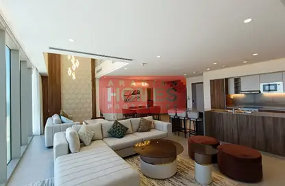 Apartment - 3 Bedrooms - 5 Bathrooms for rent in Seef - Capital Governorate