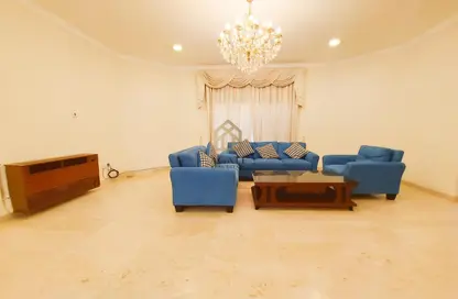 فيلا - 4 غرف نوم - 4 حمامات للايجار في الماحوز - المنامة - محافظة العاصمة