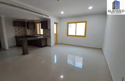 Apartment - 1 Bedroom - 2 Bathrooms for rent in Busaiteen - Muharraq Governorate