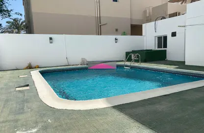 Villa - 3 Bedrooms - 3 Bathrooms for rent in Mahooz - Manama - Capital Governorate