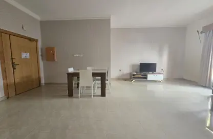 Apartment - 2 Bedrooms - 2 Bathrooms for rent in Al Juffair - Capital Governorate