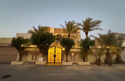 فيلا - 4 غرف نوم - 4 حمامات للبيع في الرفاع الشرقي - الرفاع - المحافظة الجنوبية