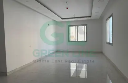 Apartment - 4 Bedrooms - 3 Bathrooms for sale in Hamad Town - Northern Governorate