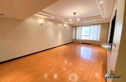 Apartment - 3 Bedrooms - 4 Bathrooms for sale in Abraj Al Lulu - Manama - Capital Governorate