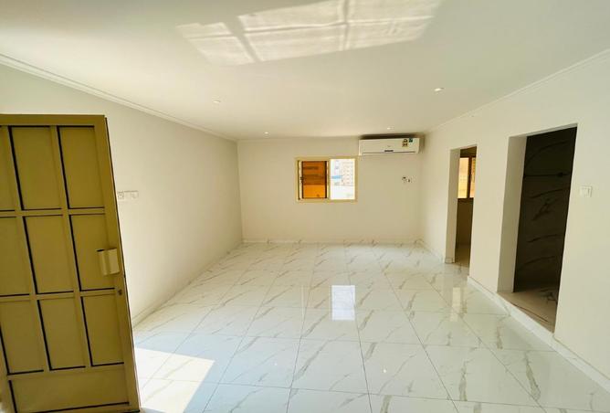 961817 - Property Image 2