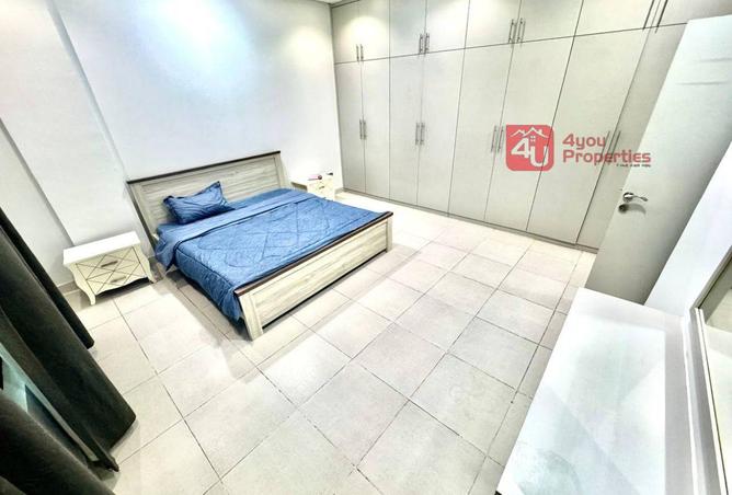 952802 - Property Image 3