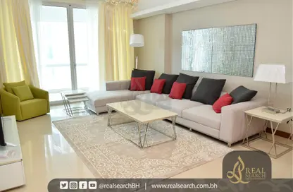 Living Room image for: Apartment - 2 Bedrooms - 3 Bathrooms for rent in Dilmunia Island - Muharraq Governorate, Image 1