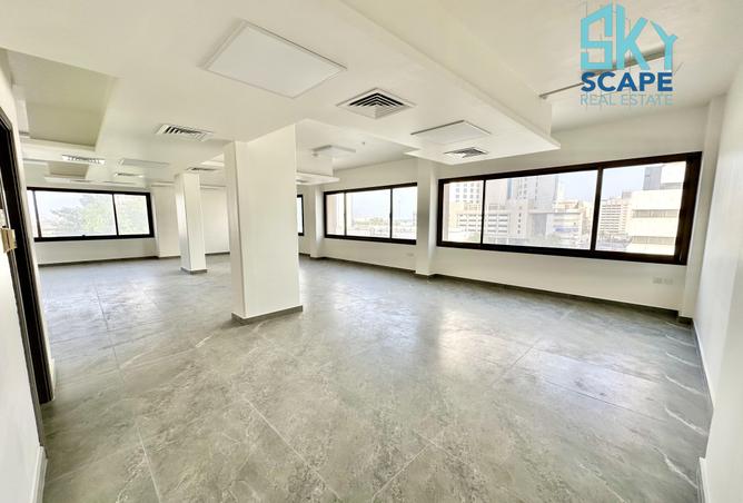 979828 - Property Image 2