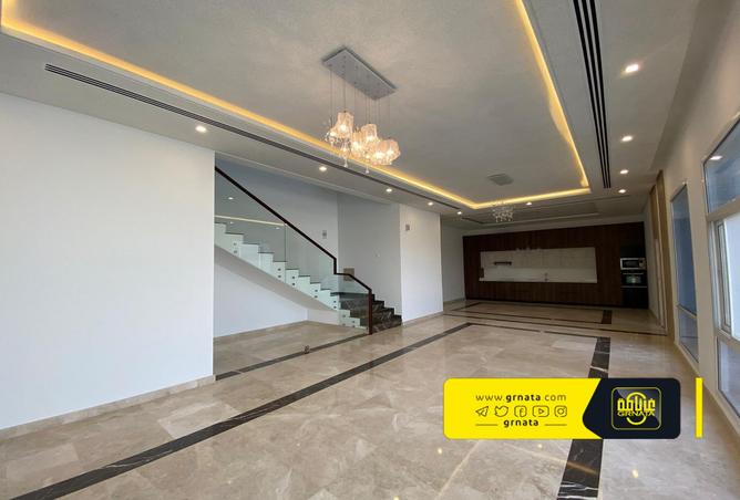 668110 - Property Image 2