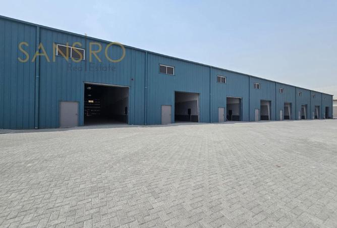 960919 - Property Image 3