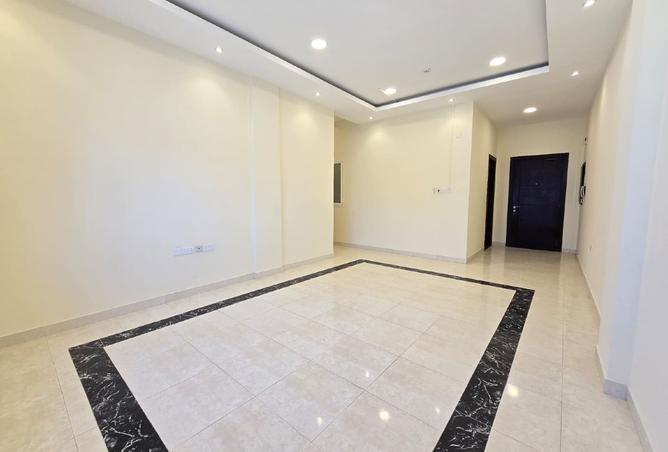 968712 - Property Image 2