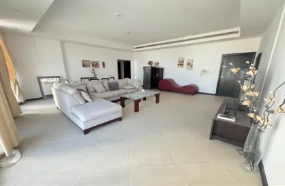 Apartment - 2 Bedrooms - 2 Bathrooms for sale in Al Juffair - Capital Governorate