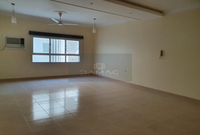 963363 - Property Main Image