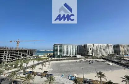 شقة - 2 غرف نوم - 2 حمامات للايجار في مراسي البحرين - ديار المحرق - المحرق