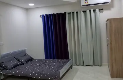 Apartment - Studio - 1 Bathroom for rent in Zinj - Manama - Capital Governorate