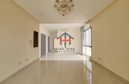 Apartment - 2 Bedrooms - 3 Bathrooms for rent in Hidd - Muharraq Governorate