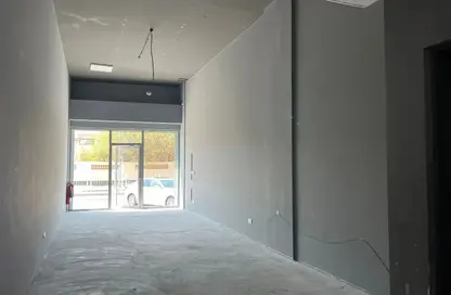 Shop - Studio for rent in West Riffa - Riffa - Southern Governorate