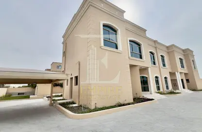 Villa - 5 Bedrooms - 5 Bathrooms for rent in Janabiya - Northern Governorate