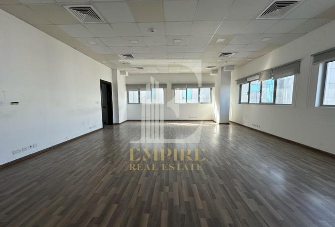 989285 - Property Image 2