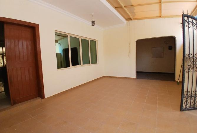 962658 - Property Image 3