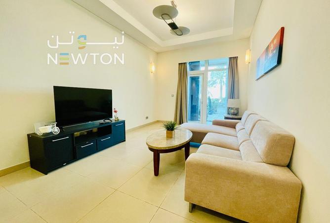 956649 - Property Image 2
