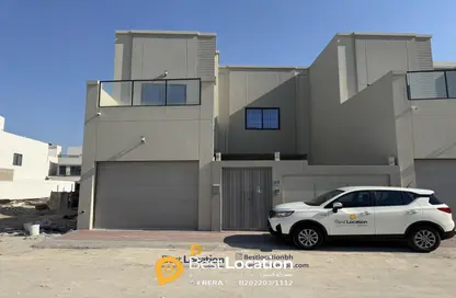 Villa - 5 Bedrooms - 7 Bathrooms for sale in Arad - Muharraq Governorate