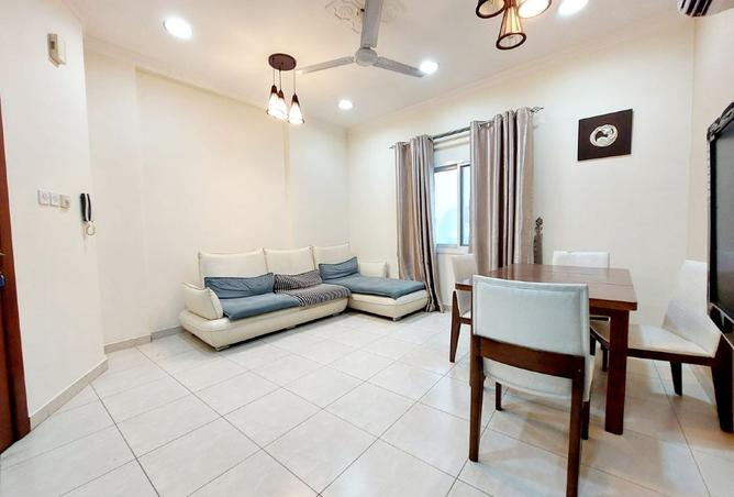 951889 - Property Image 2