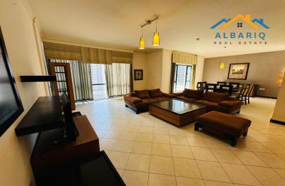 Apartment - 2 Bedrooms - 3 Bathrooms for rent in Al Juffair - Capital Governorate