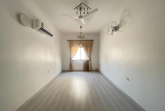 951921 - Property Main Image