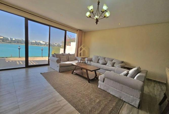 972757 - Property Image 2