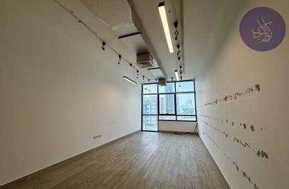 Office Space - Studio - 2 Bathrooms for rent in Al Burhama - Manama - Capital Governorate