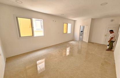 Apartment - 2 Bedrooms - 1 Bathroom for rent in Jid Ali - Central Governorate