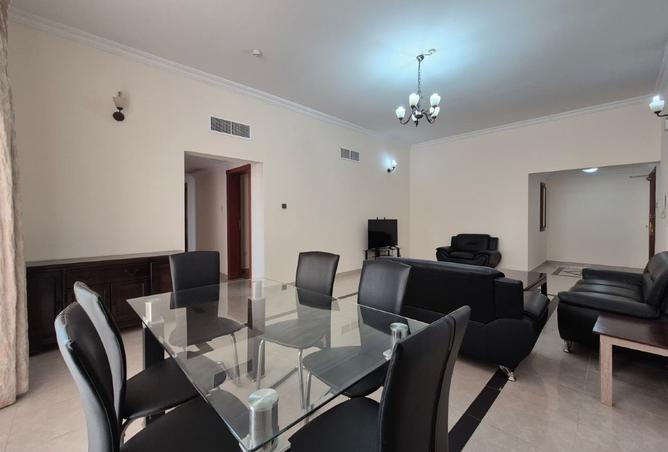 975961 - Property Image 2