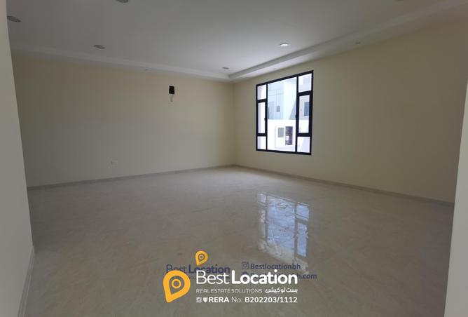 861829 - Property Image 2