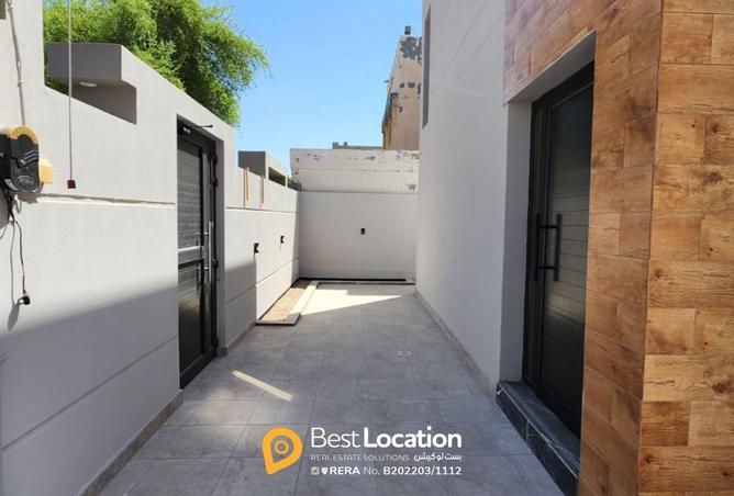 941970 - Property Image 3